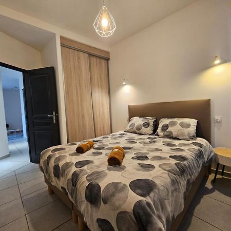 Le Contemporain-2 Chambres-Vue Eglise Saint Paul Nîmes Dış mekan fotoğraf
